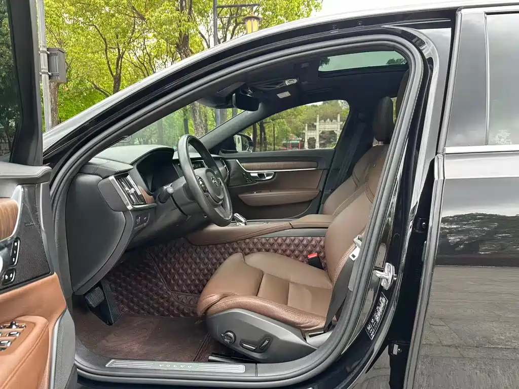 Volvo S90 2021 B5 Inscription