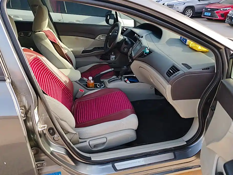 Civic 2012 1.8L Automatic Comfort Edition