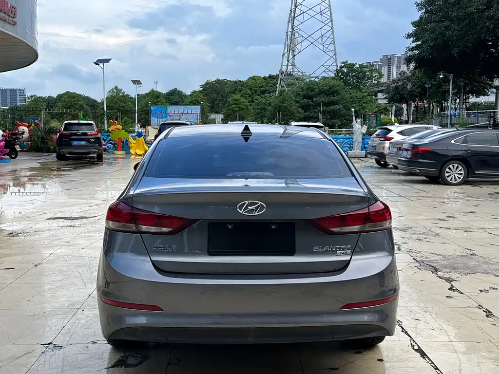 Hyundai Elantra 2016 1.6L Auto Elite