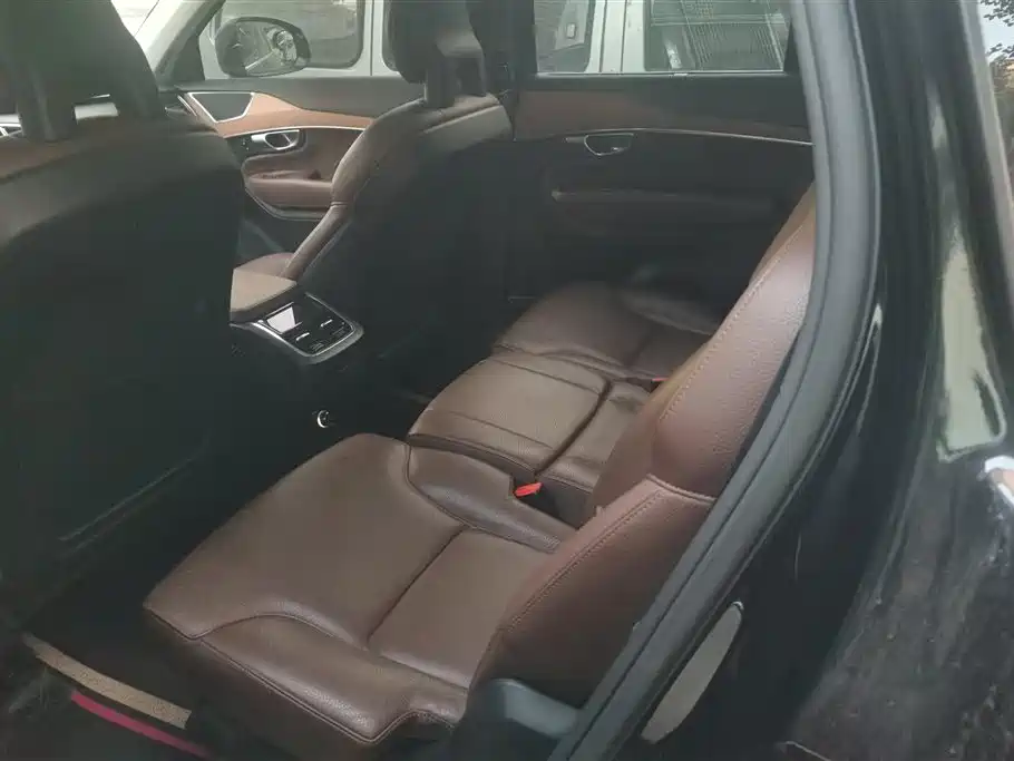 Volvo XC90 2020 T6 Momentum Luxury Edition 7-Seater