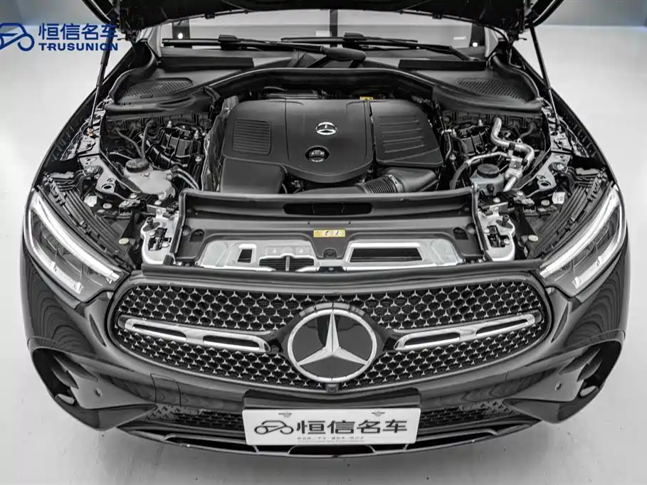 Mercedes-Benz GLC Coupe 2025 GLC 300 4MATIC Coupe SUV