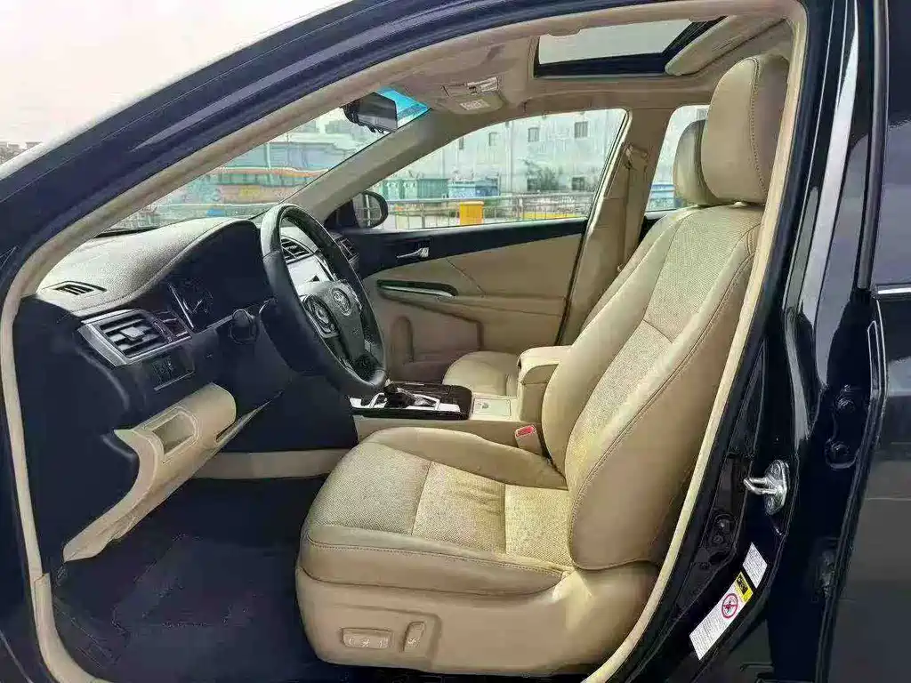 Camry 2016 Hybrid 2.5HG 10th Anniversary Luxury Navigation Edition