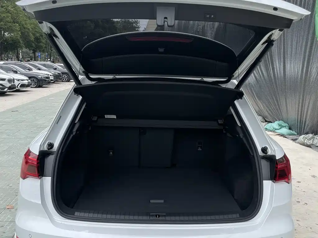 Audi Q3 2022 35 TFSI Fashion Dynamic