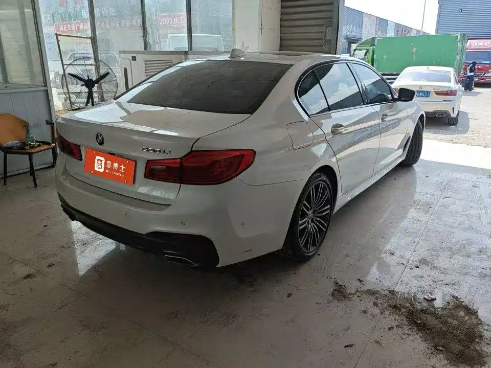 BMW 5 Series 2019 530Li Leading Edition M Sport Package