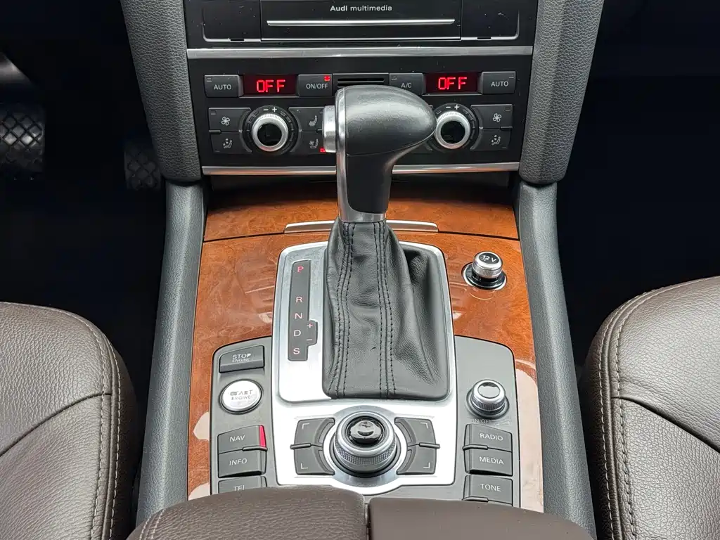 Audi Q7 2014 35 TFSI Sport