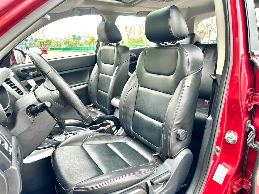 Changan CS35 2015 1.6L Automatic Luxury Edition China IV