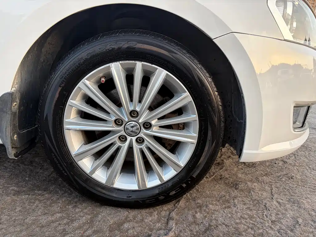 Gran Lavida 2013 1.6L Manual Comfort