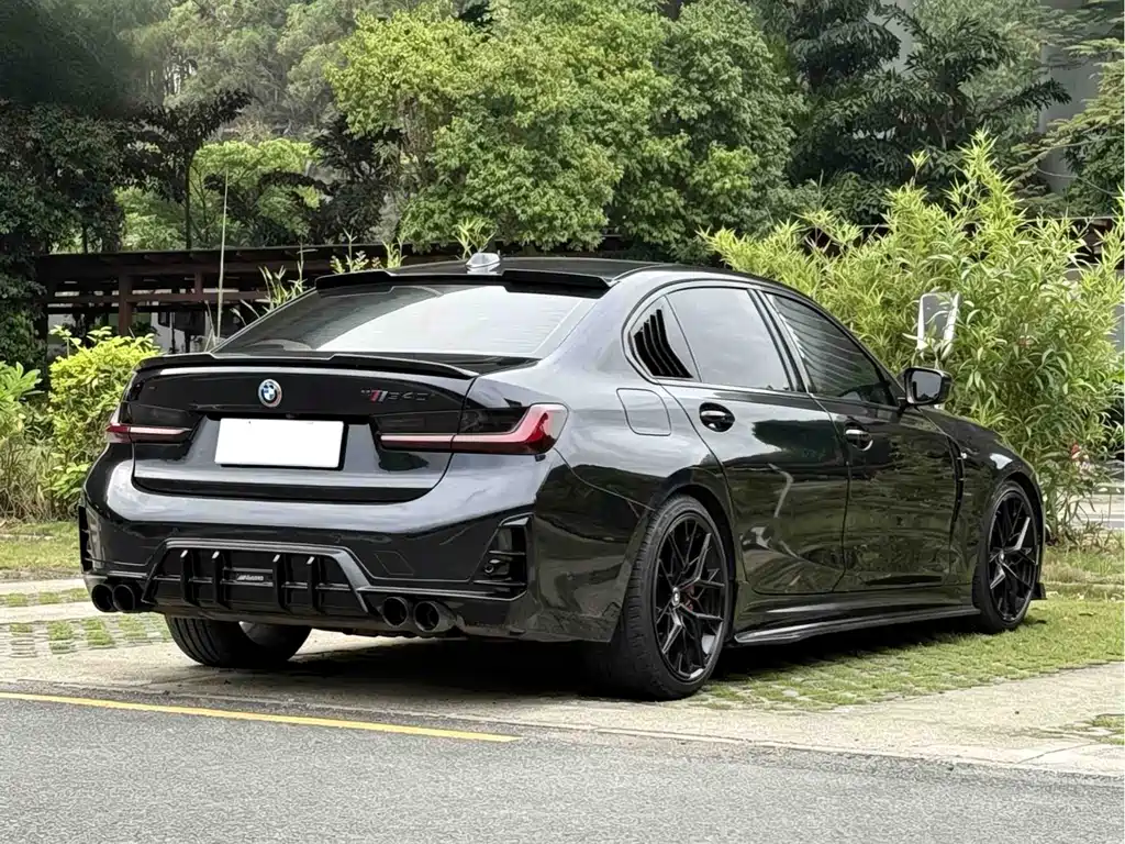 BMW 3 Series 2023 325Li M Sport Package - фото 4