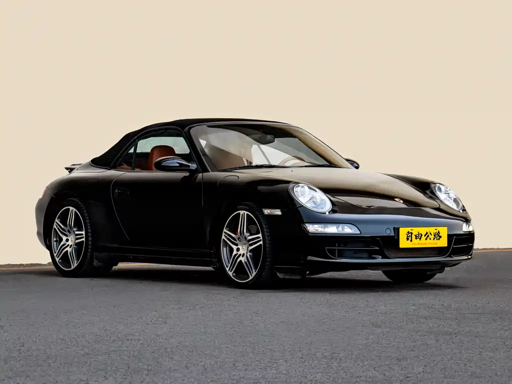 Porsche 911 Carrera 4 Cabriolet