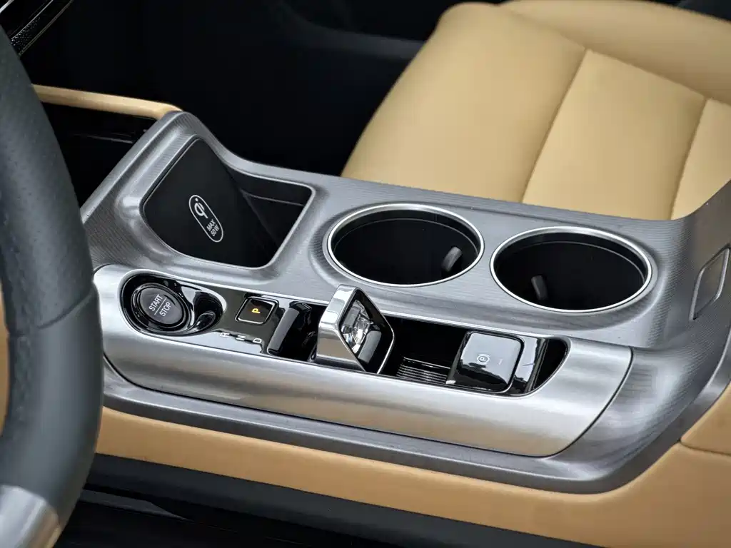 GAC Trumpchi E8 PHEV 2024 150km Longteng Guanghui Edition