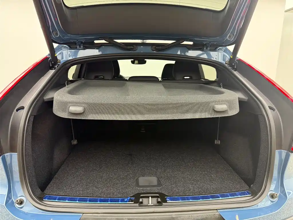 Volvo C40 2023 Long Range