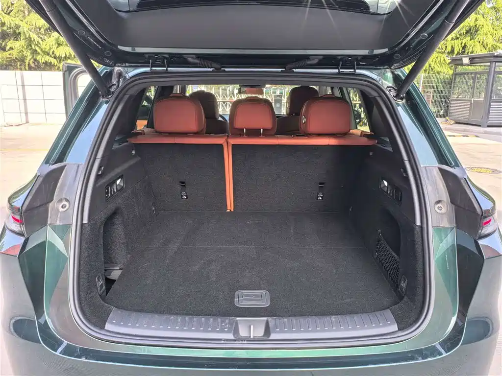 Li Auto L6 2024 Pro