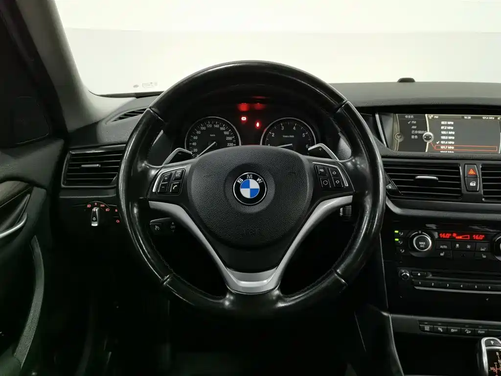 BMW X1 2014 xDrive20i X Design Edition