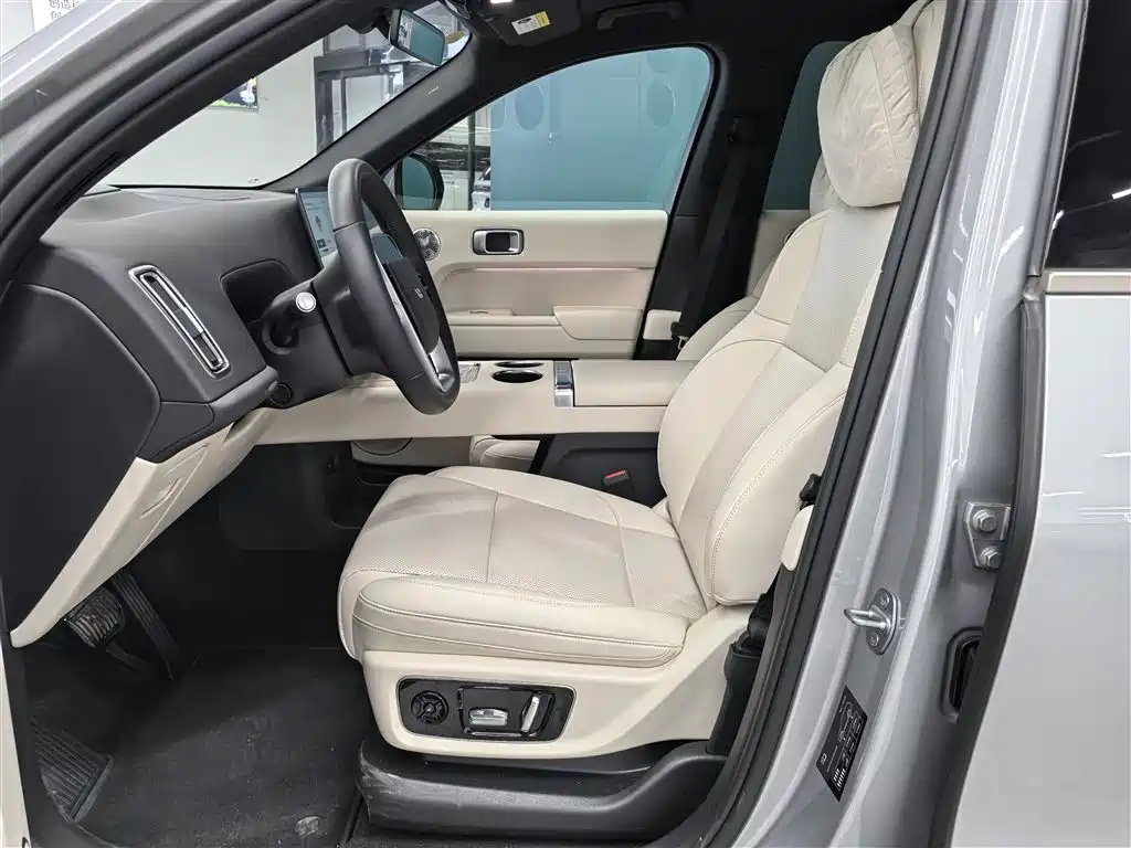 Li Auto L9 2025 Ultra Smart Refresh Edition