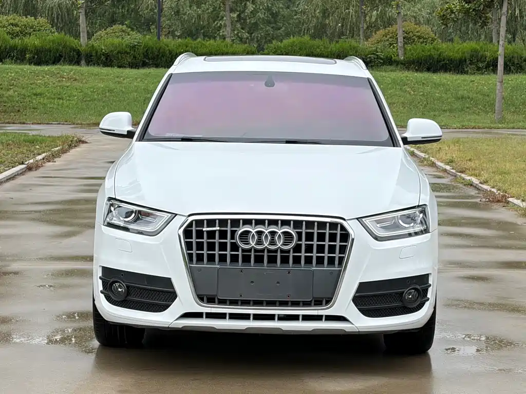 Audi Q3 2015 35 TFSI quattro Technik