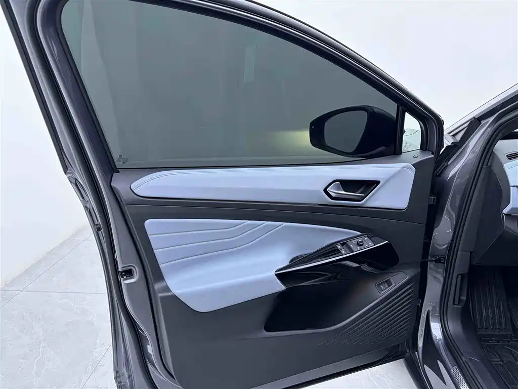 Volkswagen ID.4 X 2024 Pure Smart Enjoyment Edition