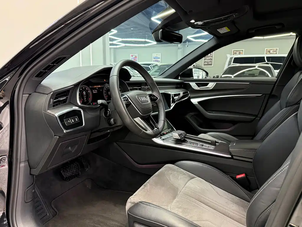 Audi A6L 2023 45 TFSI quattro Zhenxuan Dynamic Edition