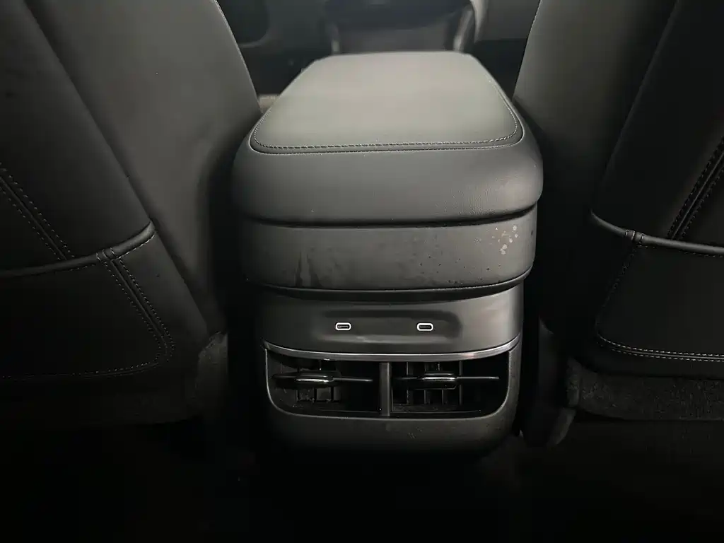 Zeekr 007 2025 RWD Intelligent Driving Edition 75kWh