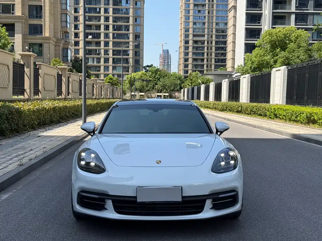 2017 Porsche Panamera Executive Long Wheelbase 3.0T