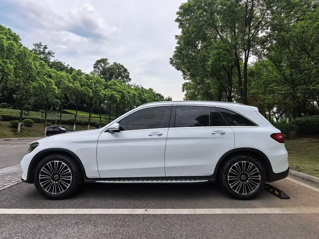 Mercedes-Benz GLC 2019 GLC 260 L 4MATIC Dynamic