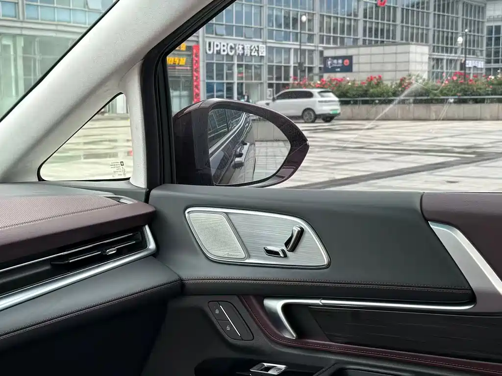 Century 2023 2.0T Six-Seat Yunshi Edition