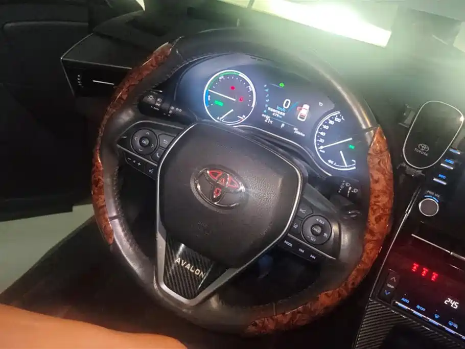 Toyota Avalon 2019 Hybrid 2.5L Luxury Edition China VI
