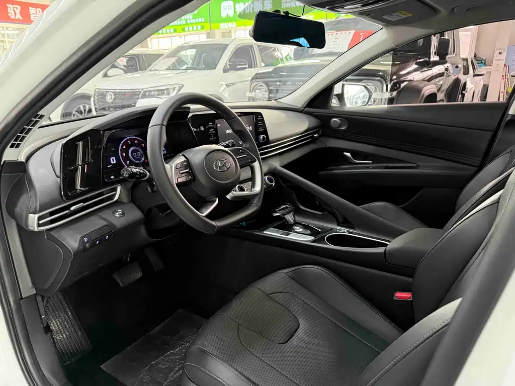 Elantra 2023 1.5L CVT GLX Elite Edition