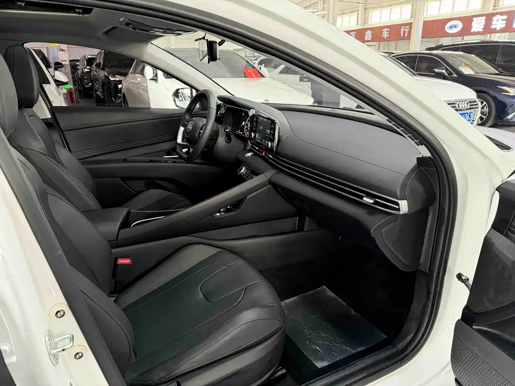 Elantra 2023 1.5L CVT GLX Elite Edition