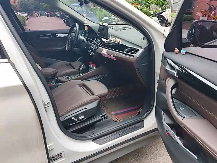 BMW X1 2022 sDrive25Li Leading Edition