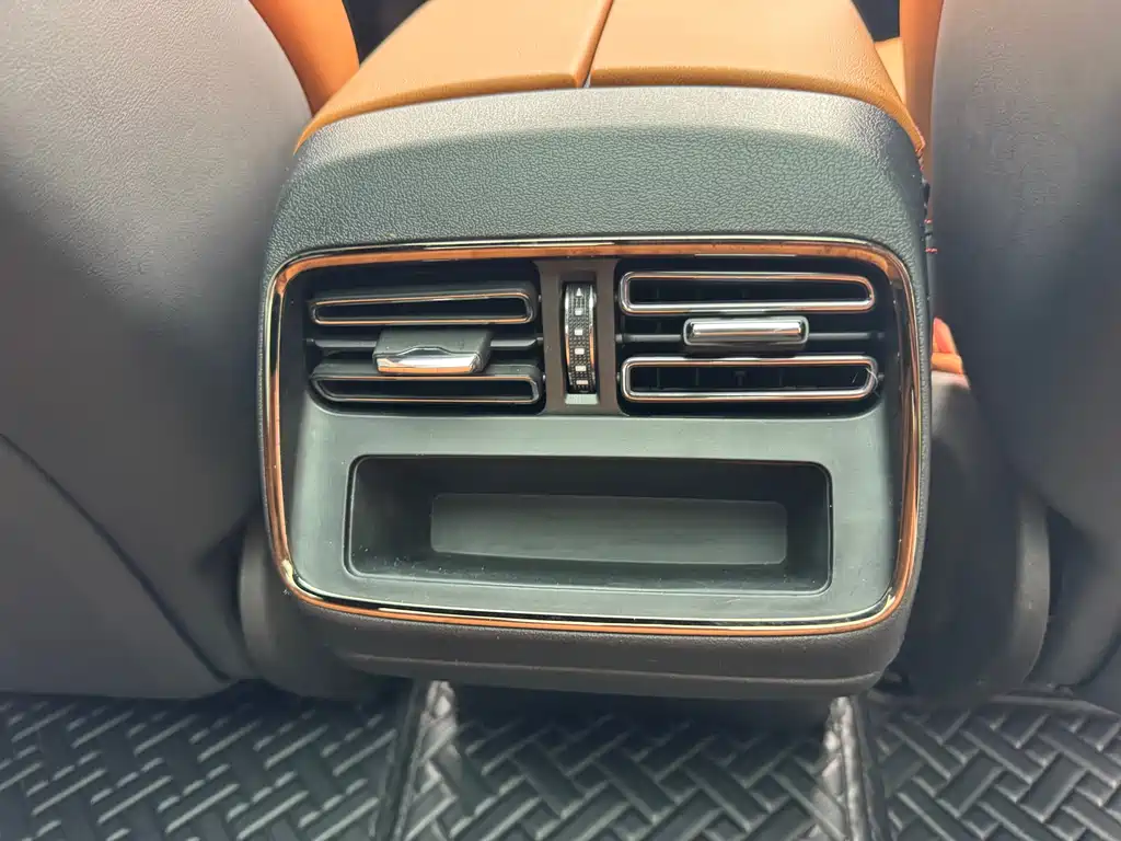 Han 2022 DM-i 121KM Premium Edition