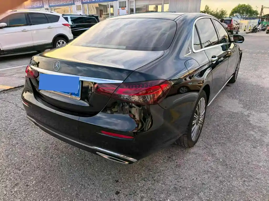 Mercedes-Benz E-Class 2021 E 300 L Fashion Edition
