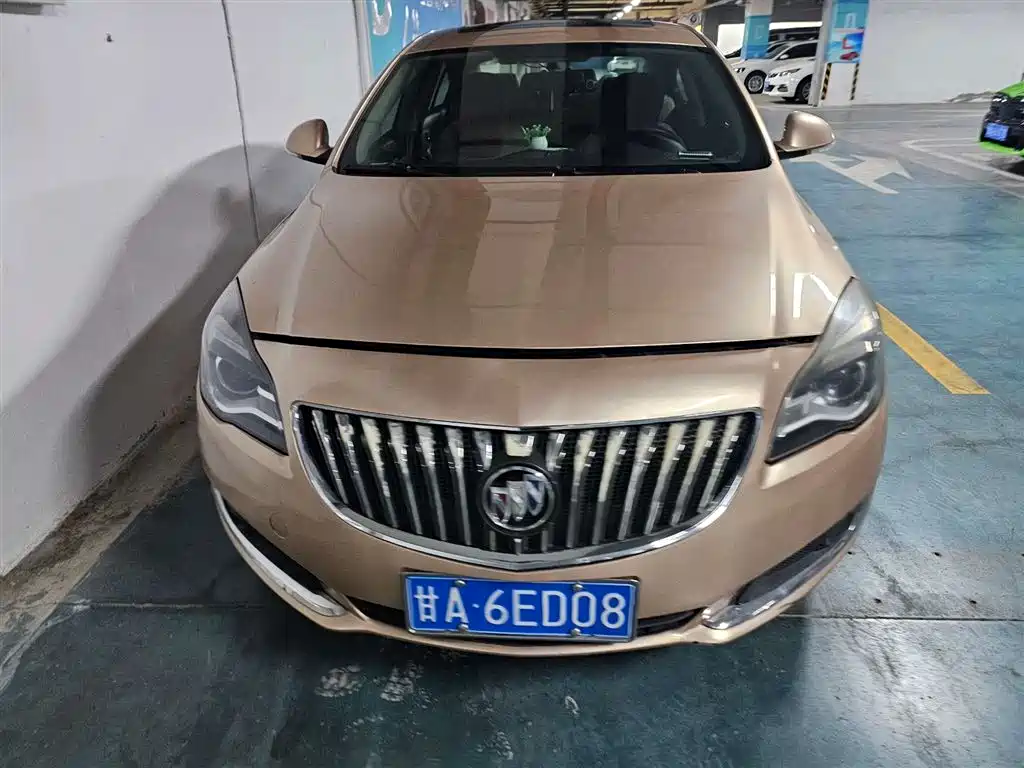 Buick Regal 2015 2.0L Leading Fashion Edition