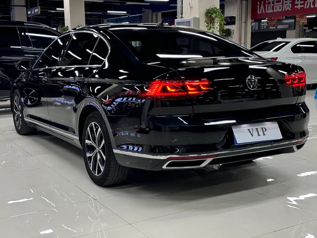 Volkswagen Magotan 2021 330TSI DSG 30th Anniversary Edition