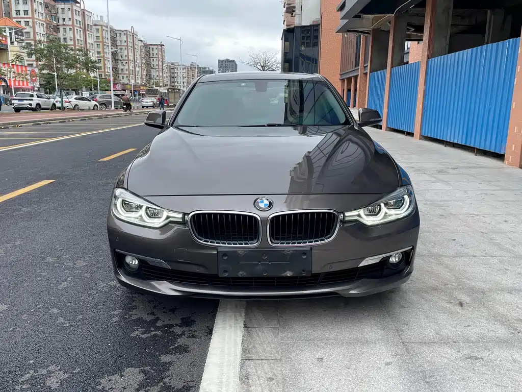 BMW 3 Series 2017 318Li Fashion Edition