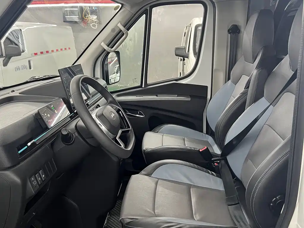 Vanbao Lu 2024 V8 Exploration Edition CATL