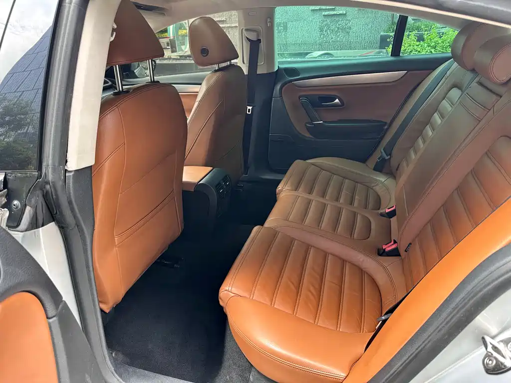 FAW-Volkswagen CC 2011 1.8TSI Premium