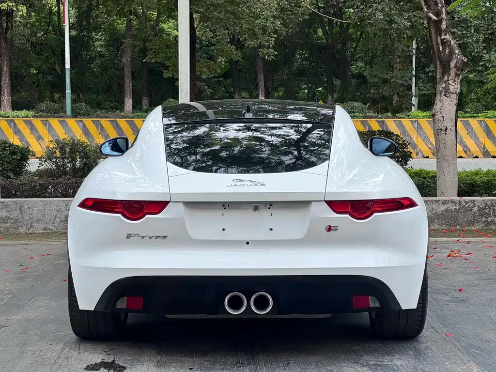Jaguar F-TYPE 2016 3.0 SC Coupe