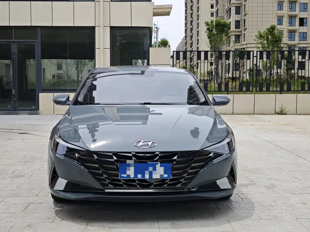 Elantra 2023 1.5L CVT GLS Leading Edition