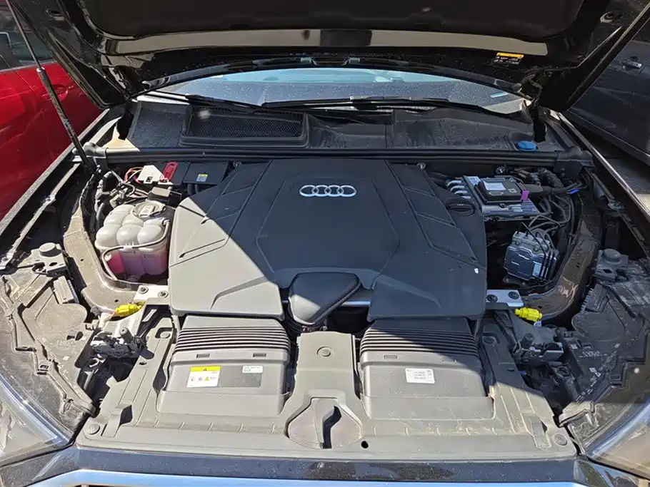 Audi Q7 2023 55 TFSI quattro S line Sport Edition