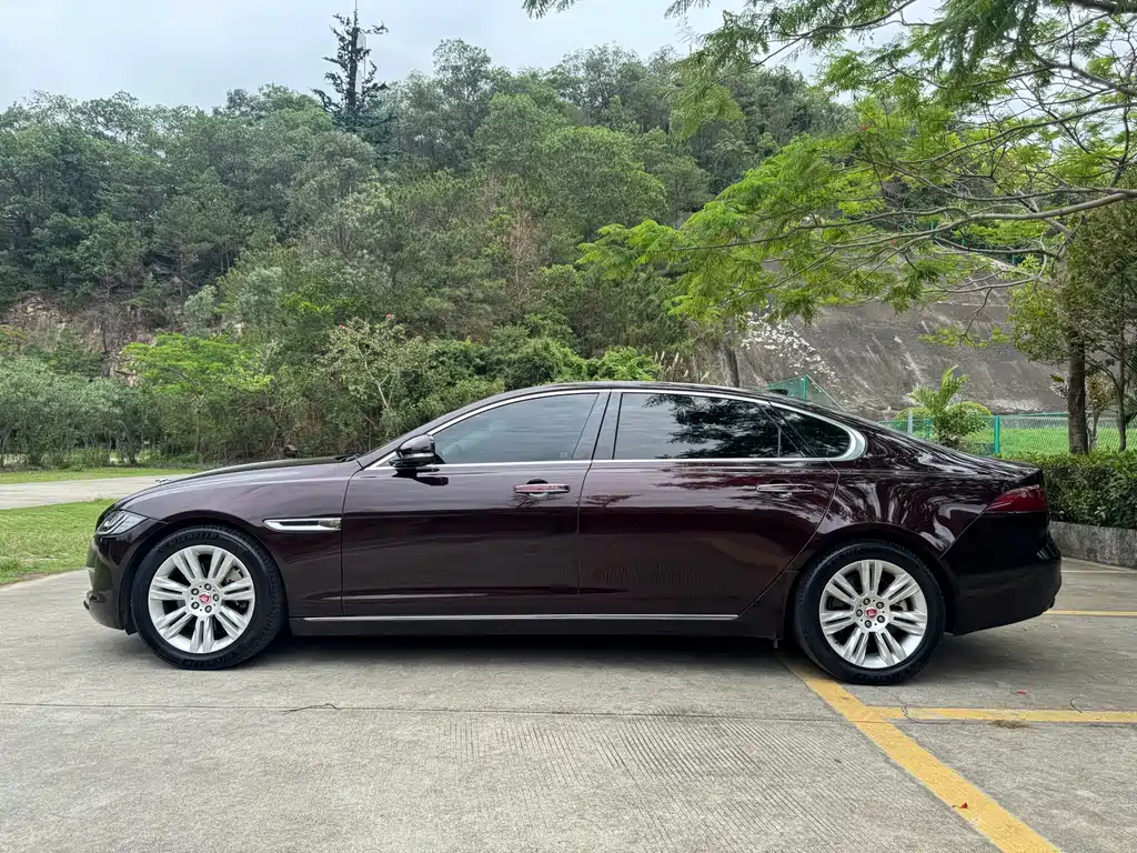 Jaguar XFL 2018 2.0T 250PS Luxury Edition