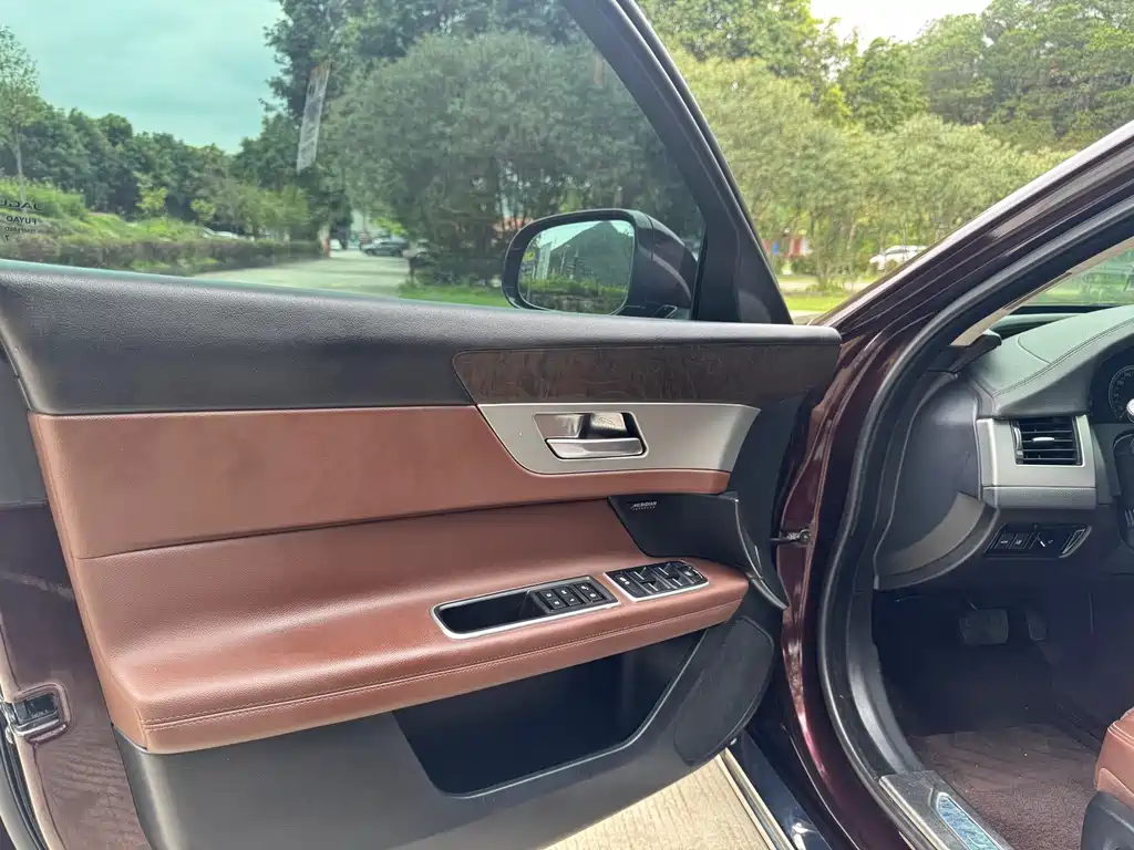 Jaguar XFL 2018 2.0T 250PS Luxury Edition