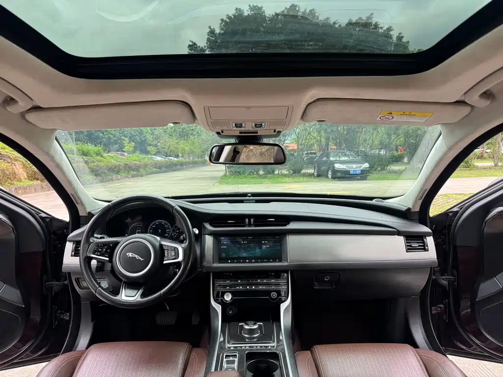 Jaguar XFL 2018 2.0T 250PS Luxury Edition