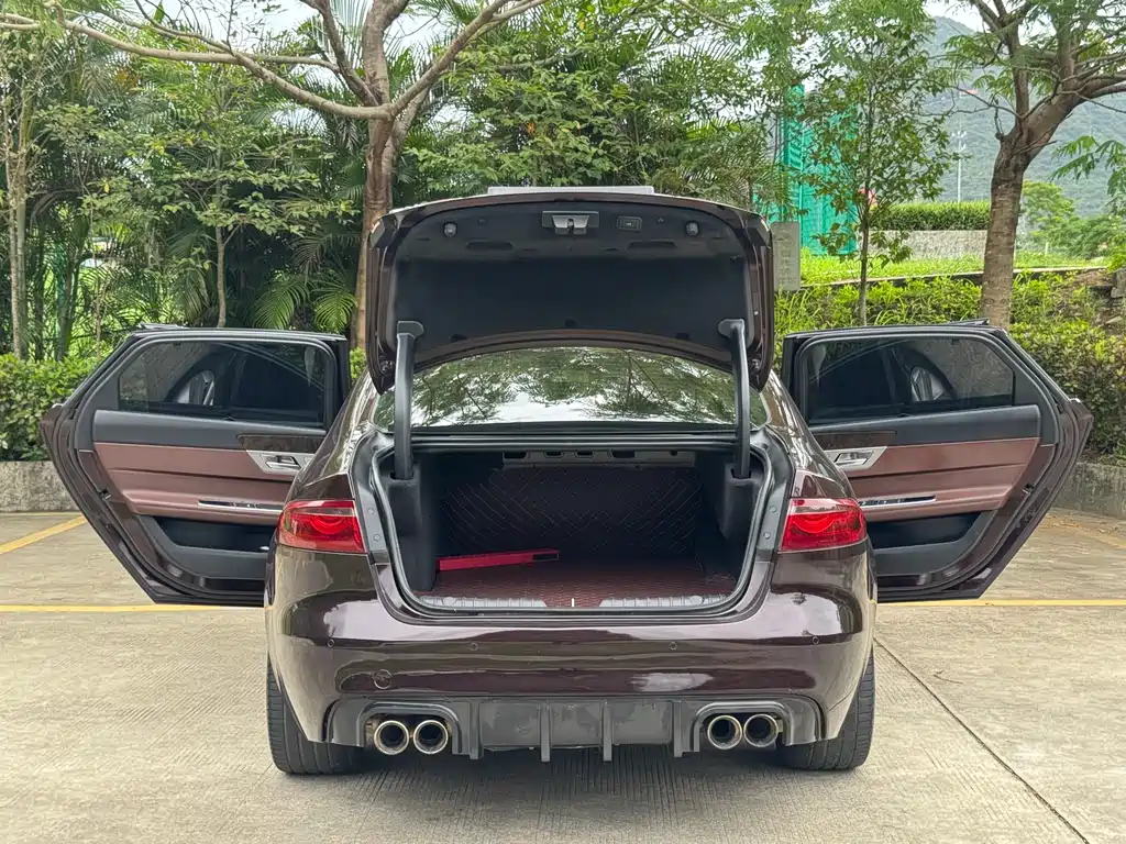 Jaguar XFL 2018 2.0T 250PS Luxury Edition