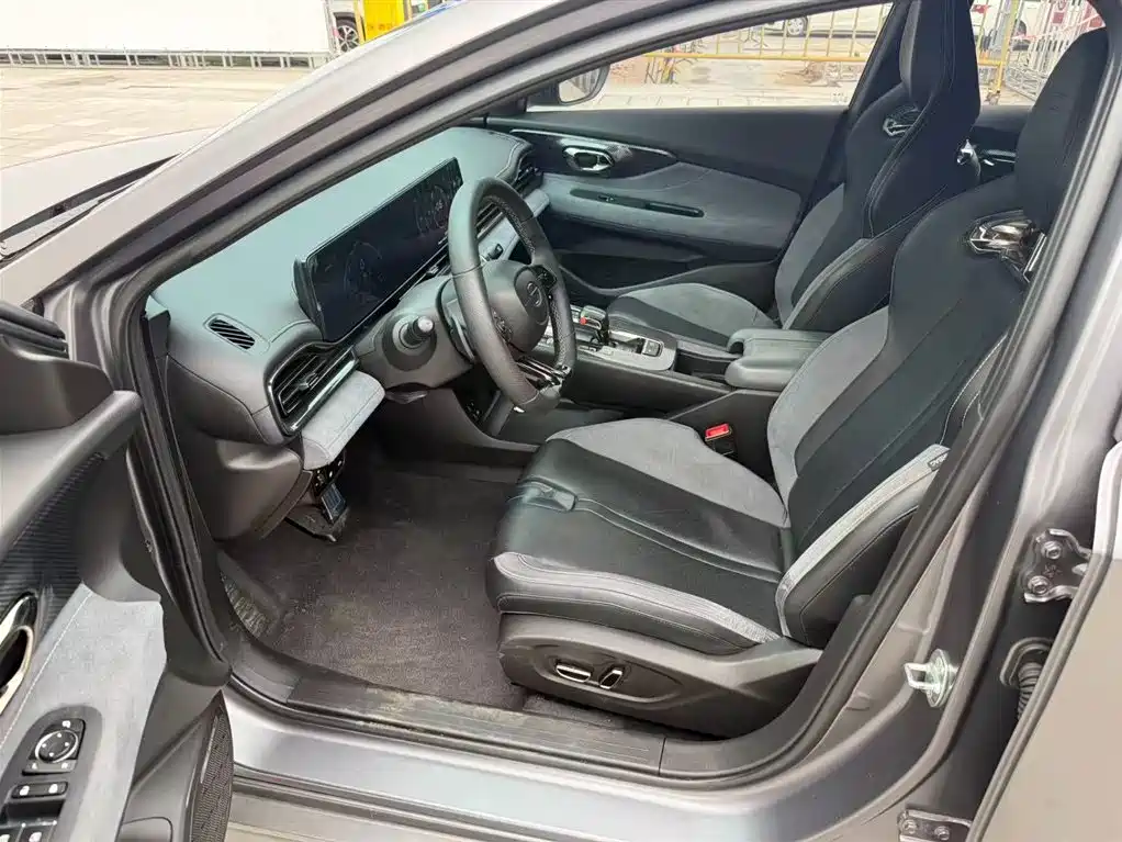 GAC Trumpchi Empow R 2024 400T Automatic PRO Edition