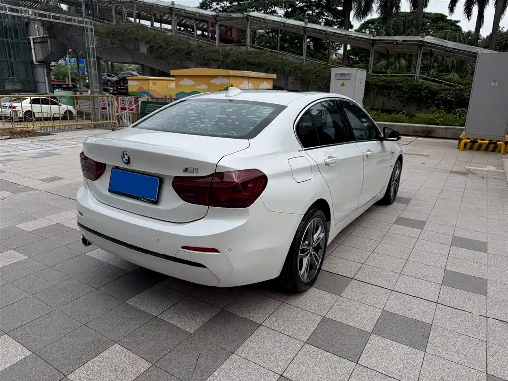 BMW 1 Series 2017 118i Sport