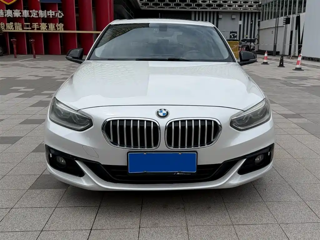 BMW 1 Series 2017 118i Sport