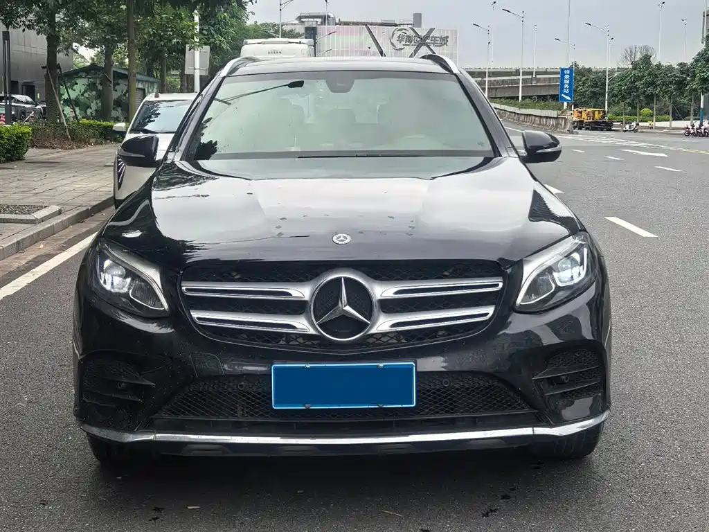 Mercedes-Benz GLC 260 4MATIC Dynamic Edition 2019