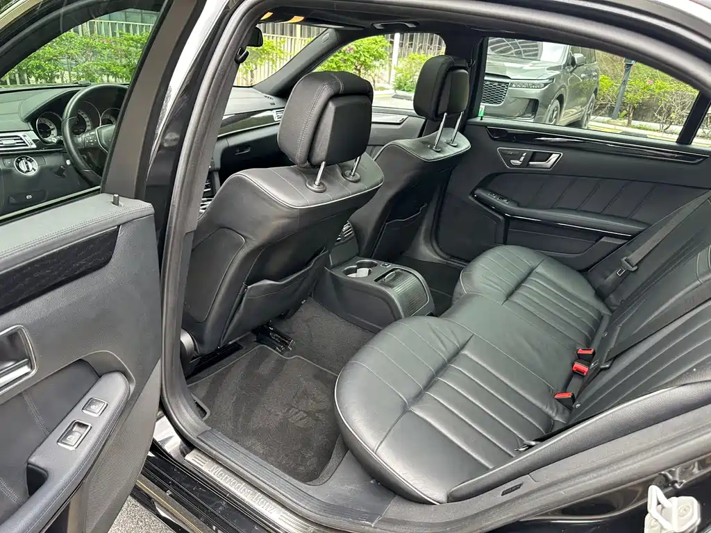 Mercedes-Benz E-Class 2015 E 320 L 4MATIC