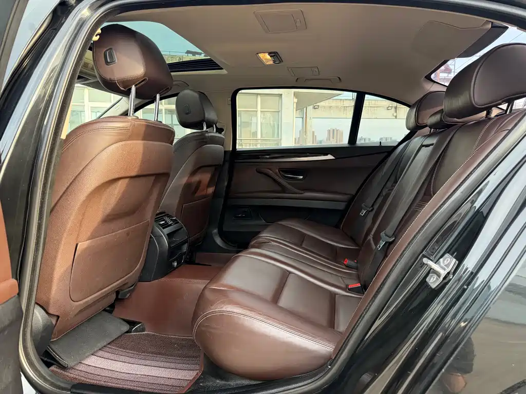 BMW 5 Series 2014 525Li Luxury Design Edition