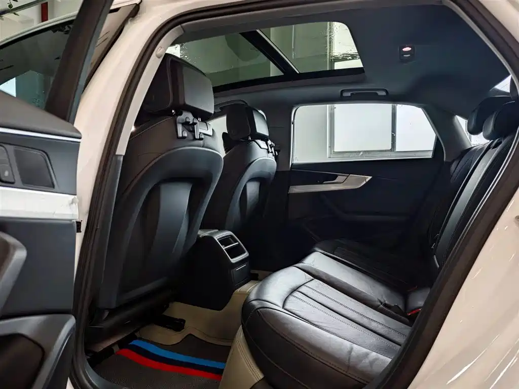 Audi A4L 2020 40 TFSI Fashion Dynamic